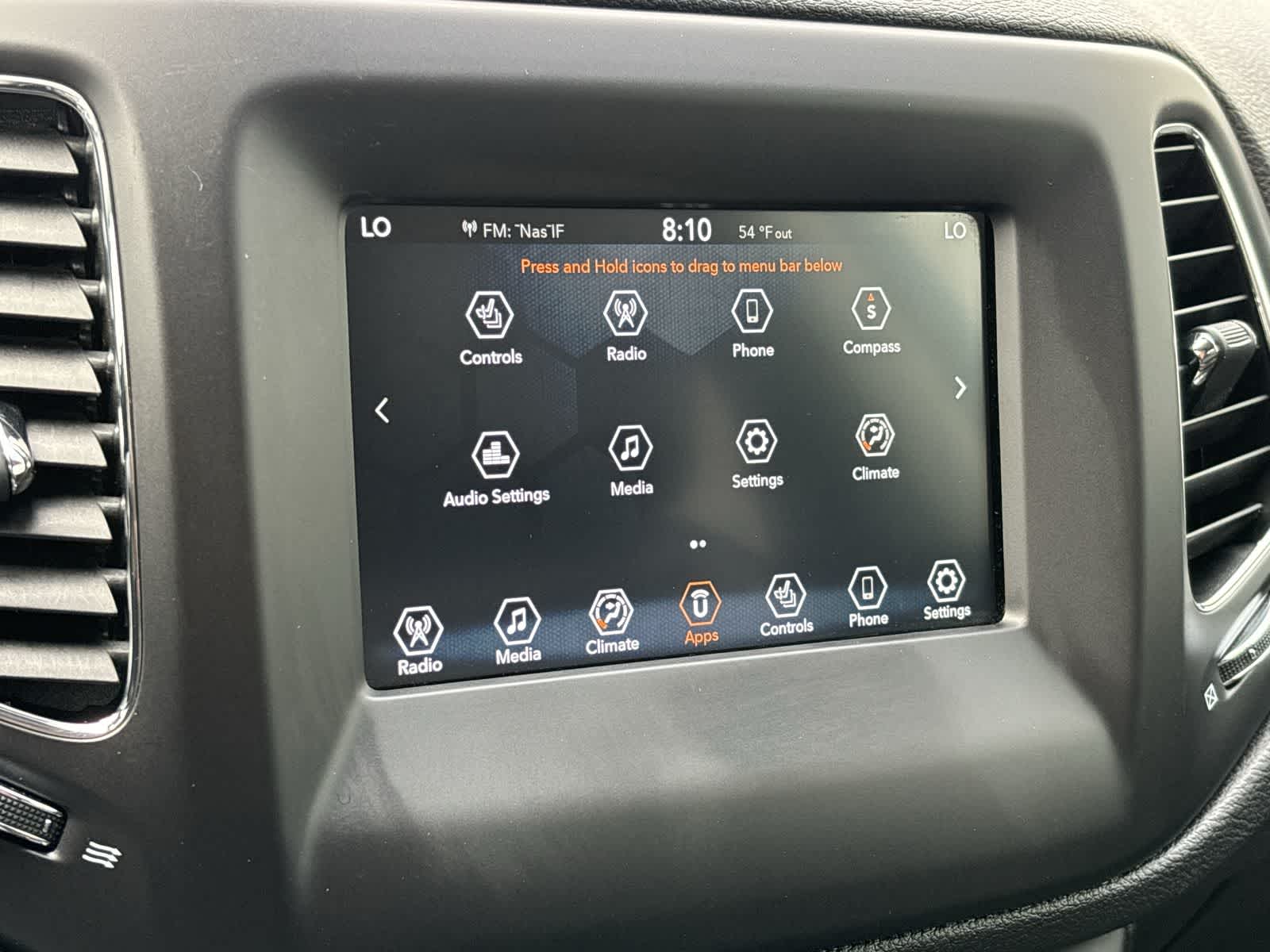 Thumbnail: 2019 Jeep Compass - 17