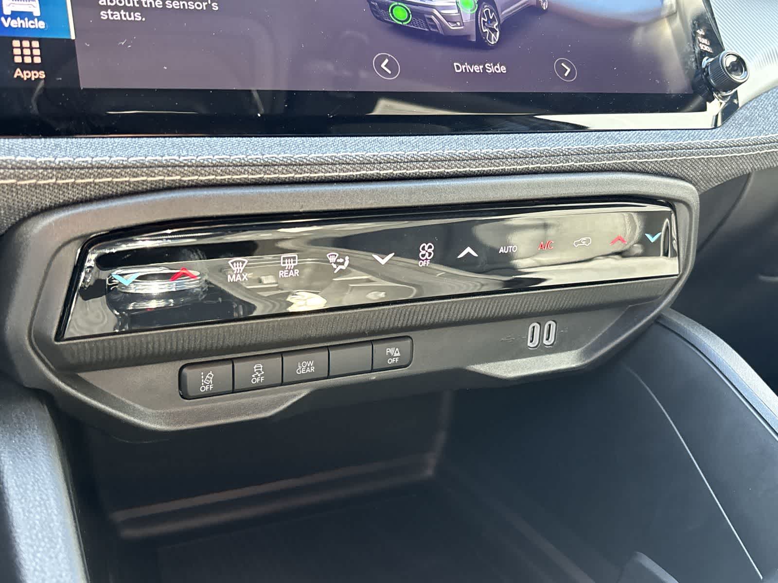 Thumbnail: 2026 Jeep Cherokee - 25