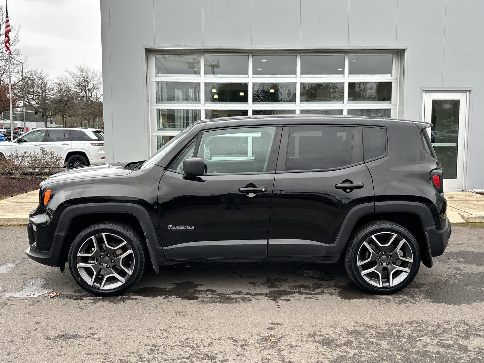 Thumbnail: 2021 Jeep Renegade - 2