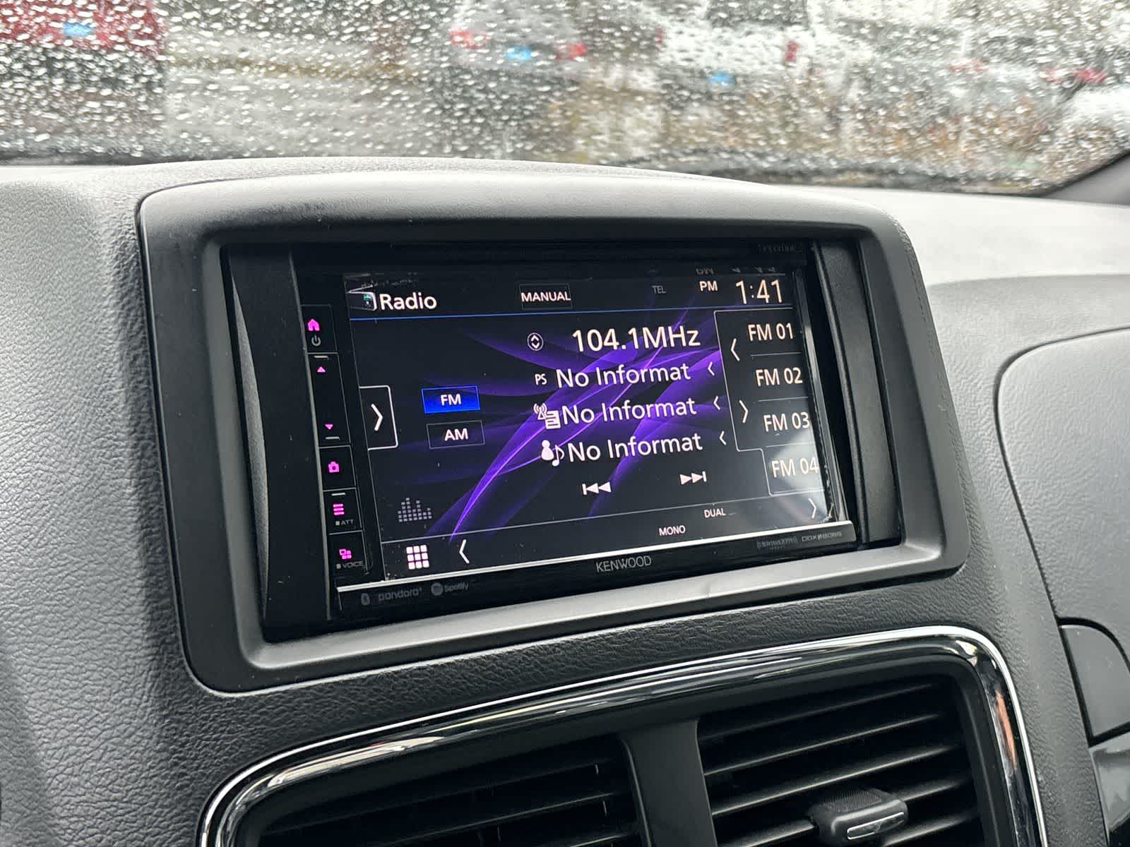 Thumbnail: 2019 Dodge Grand Caravan - 16