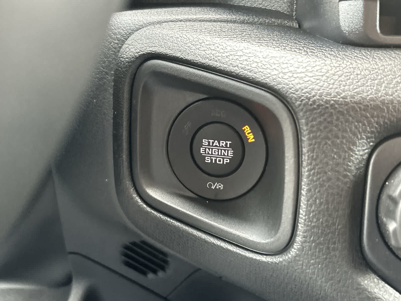 Thumbnail: 2025 Jeep Wrangler - 24