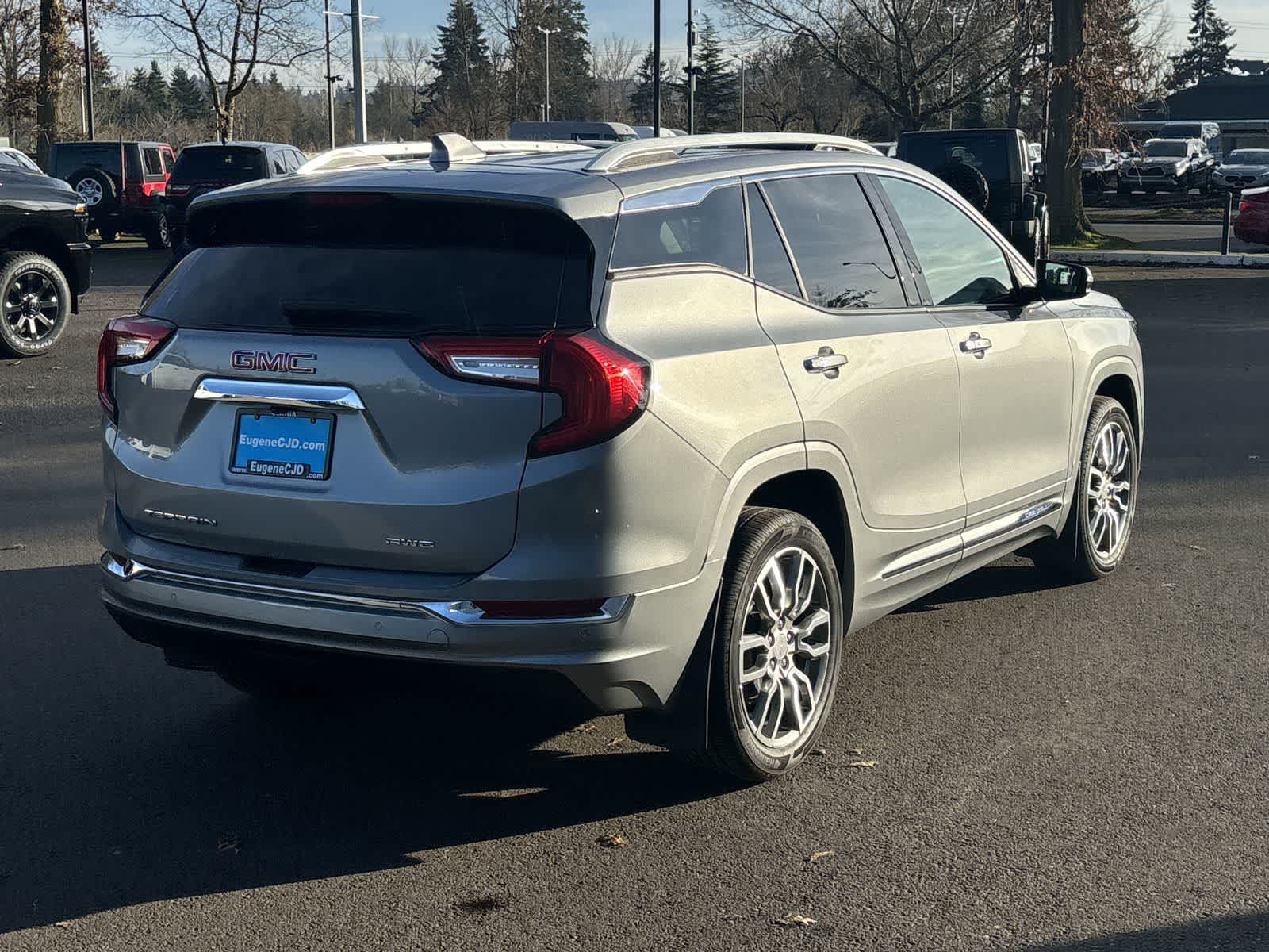 Thumbnail: 2023 GMC Terrain - 5