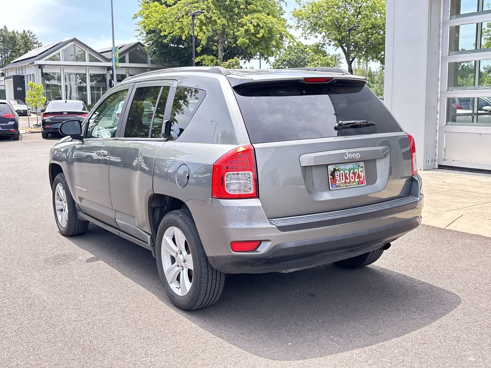 Thumbnail: 2011 Jeep Compass - 3