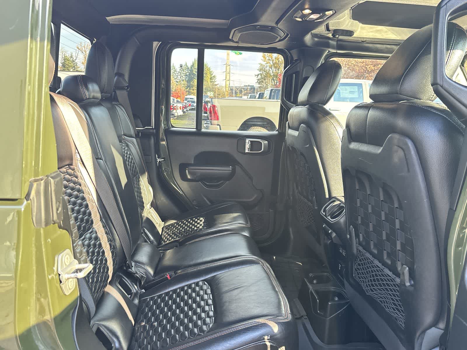 Thumbnail: 2021 Jeep Gladiator - 5