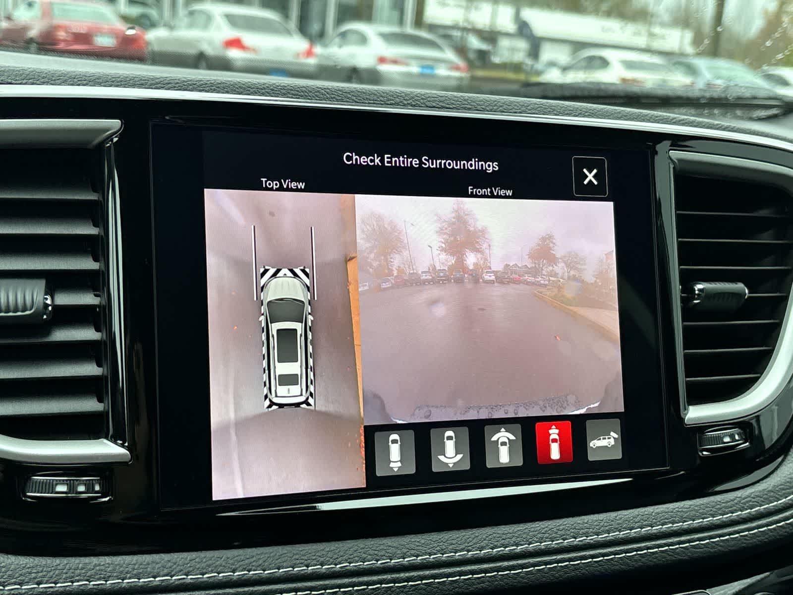 Thumbnail: 2026 Chrysler Pacifica - 23