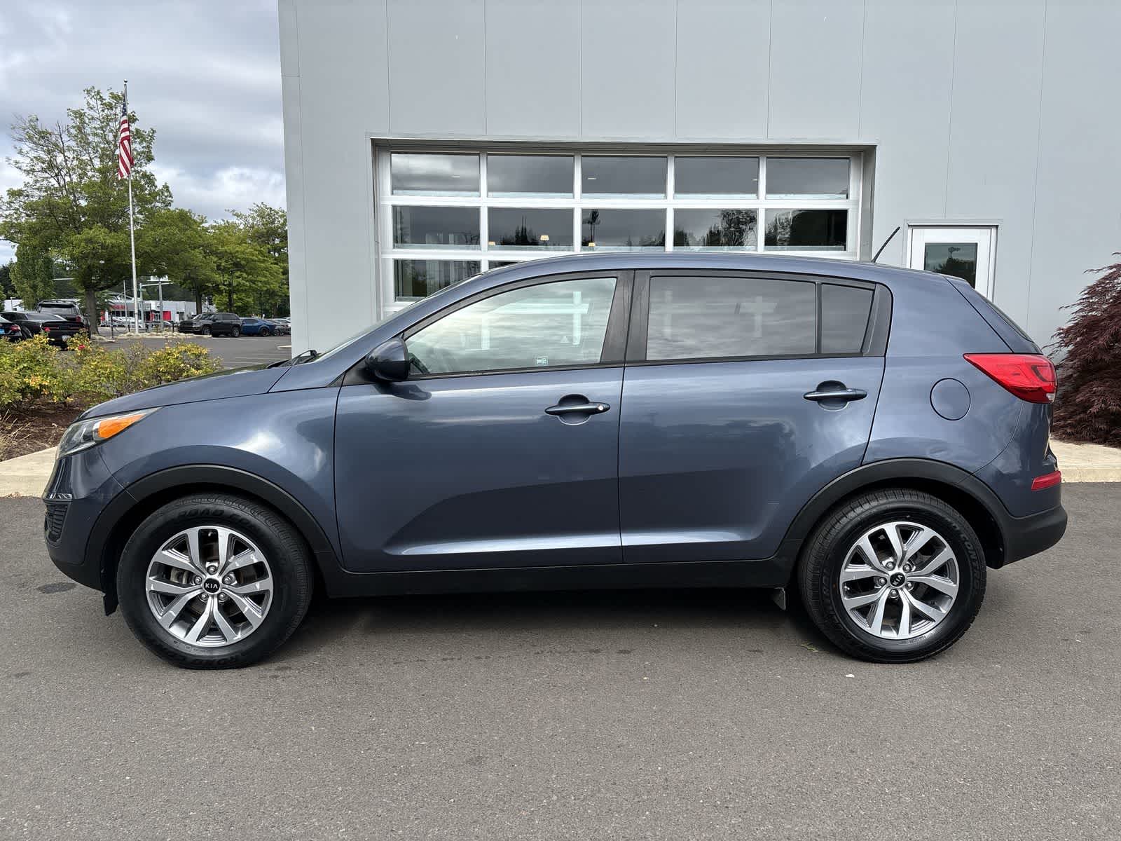 Used 2016 Kia Sportage LX with VIN KNDPB3AC9G7879082 for sale in Eugene, OR