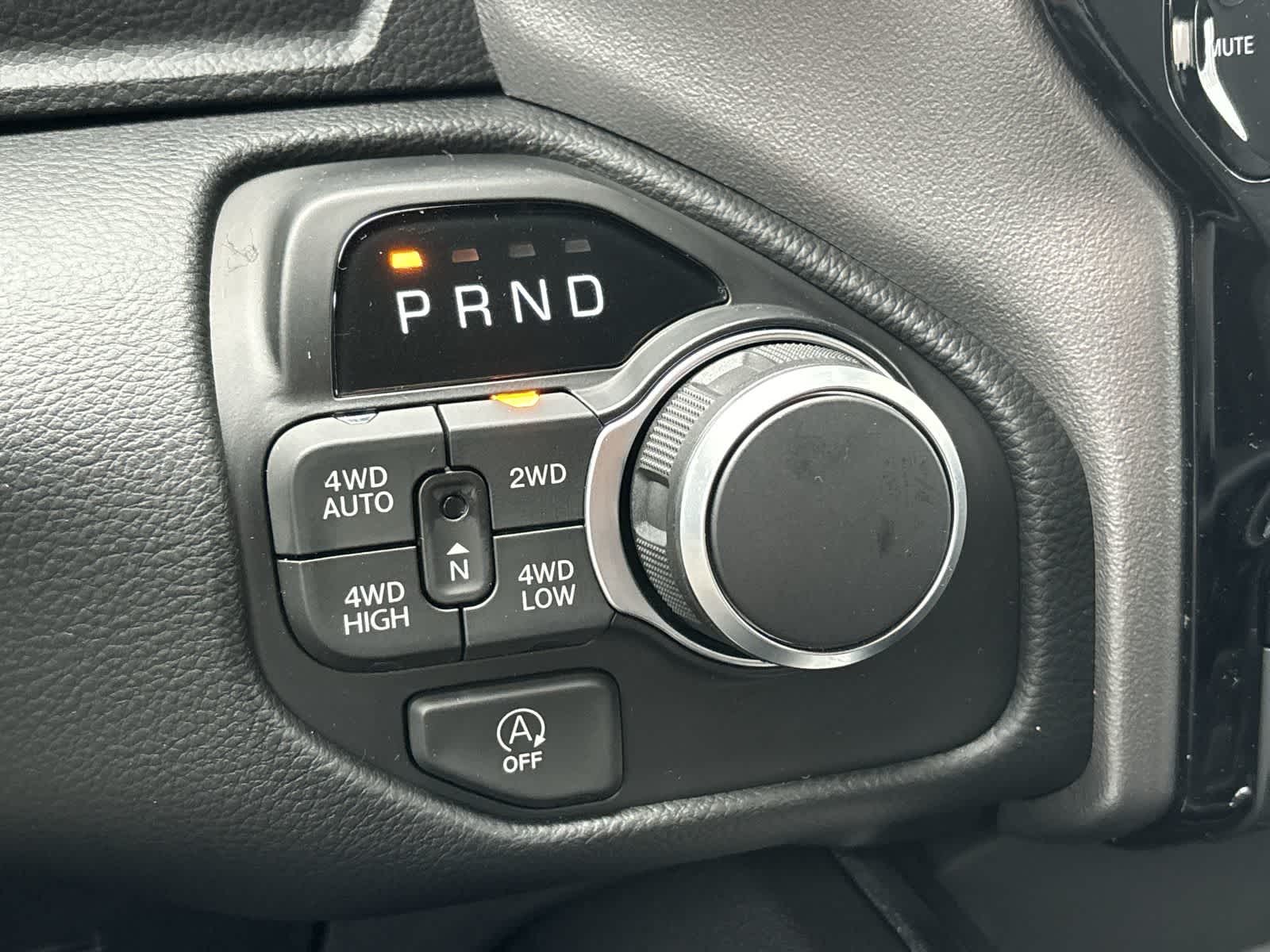 Thumbnail: 2026 RAM 1500 - 18