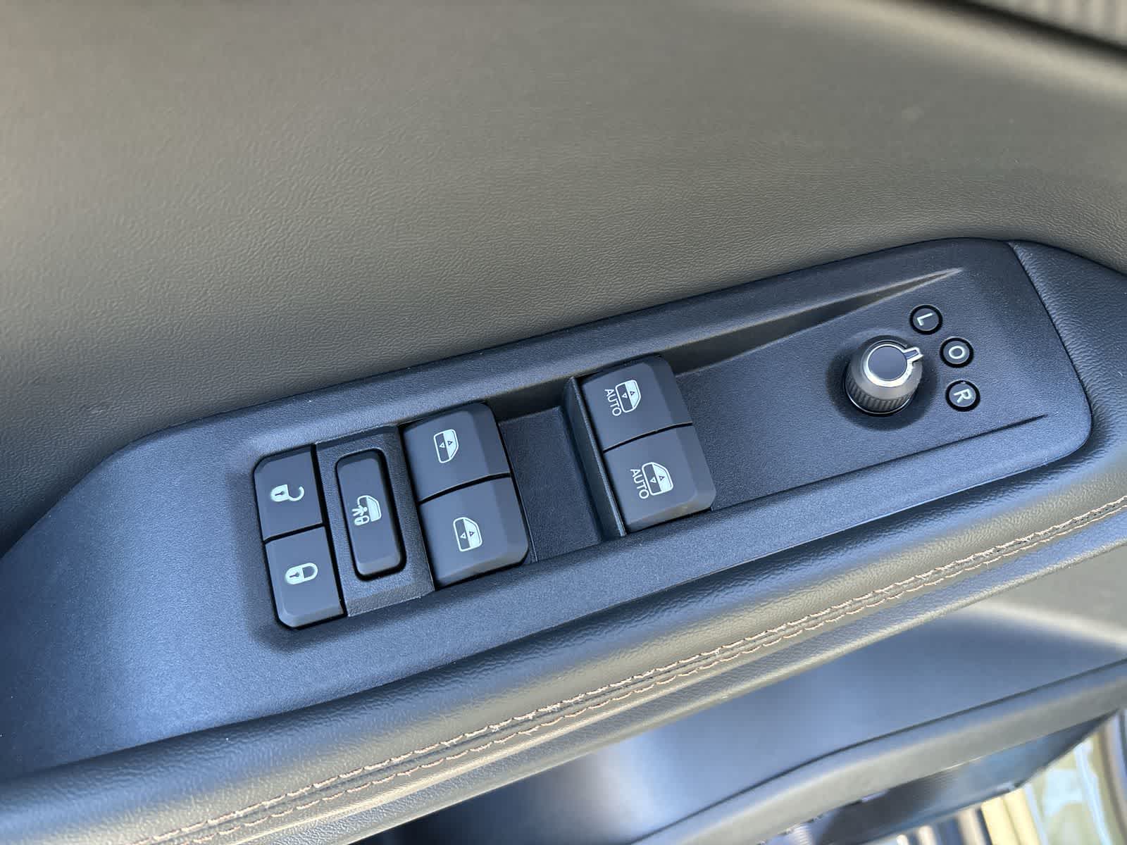 Thumbnail: 2026 Jeep Cherokee - 11