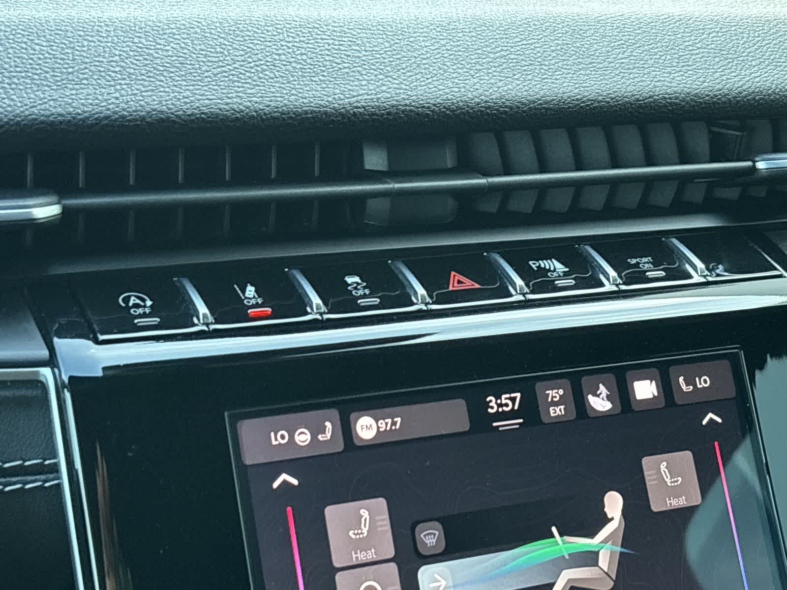 Thumbnail: 2022 Jeep Grand Cherokee - 15