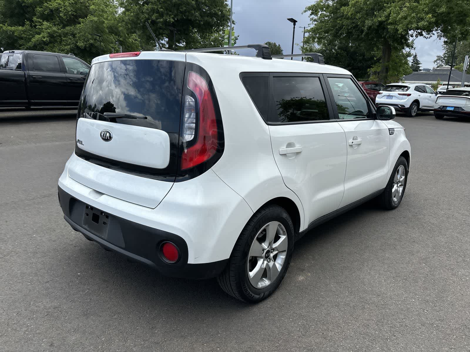 Thumbnail: 2017 Kia Soul - 4