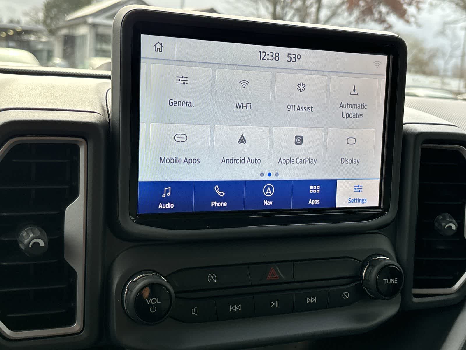 Thumbnail: 2021 Ford Bronco Sport - 20