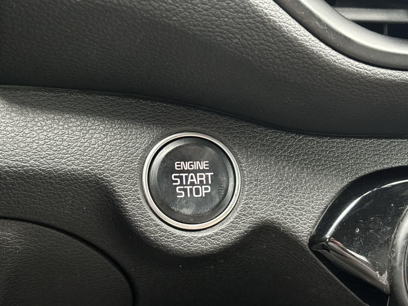 Thumbnail: 2024 Kia Forte - 17