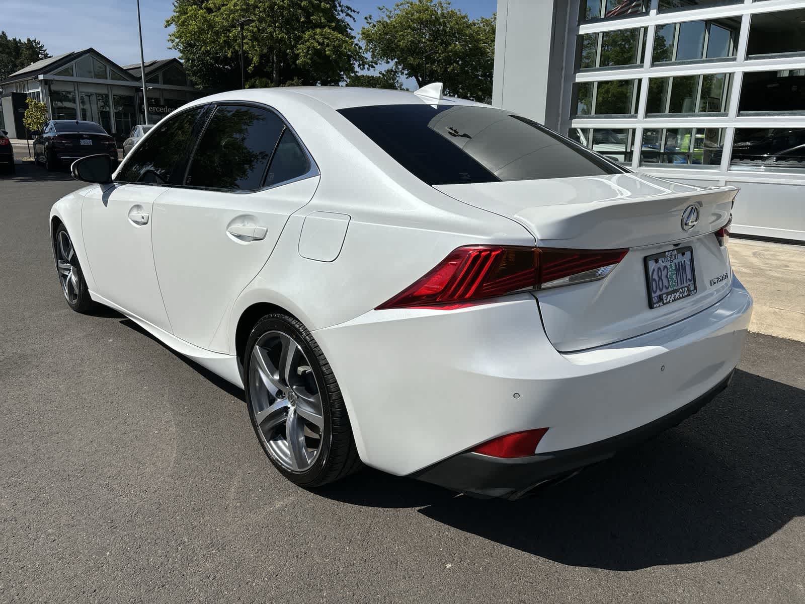 Thumbnail: 2017 Lexus IS - 3