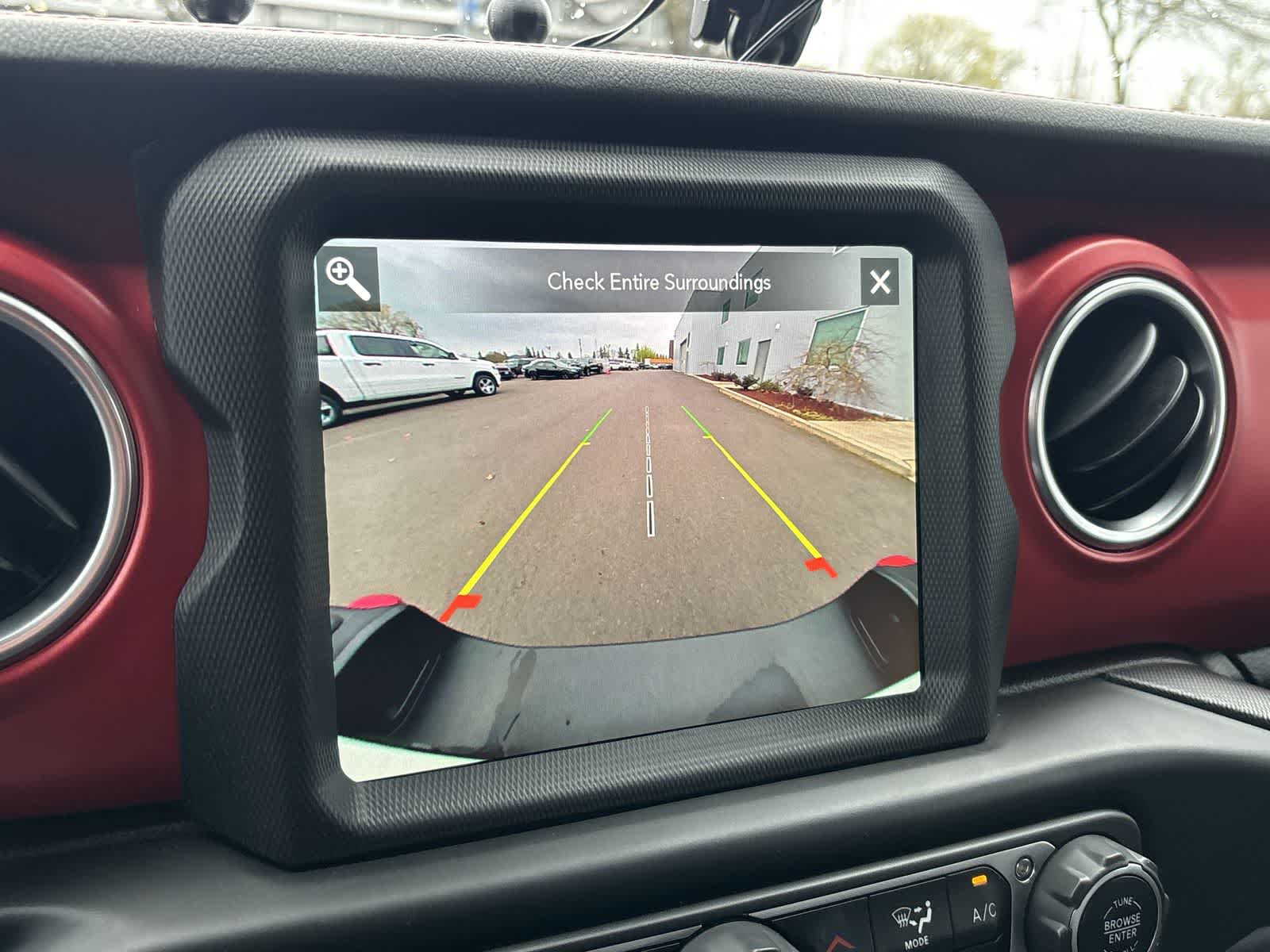 Thumbnail: 2020 Jeep Gladiator - 25