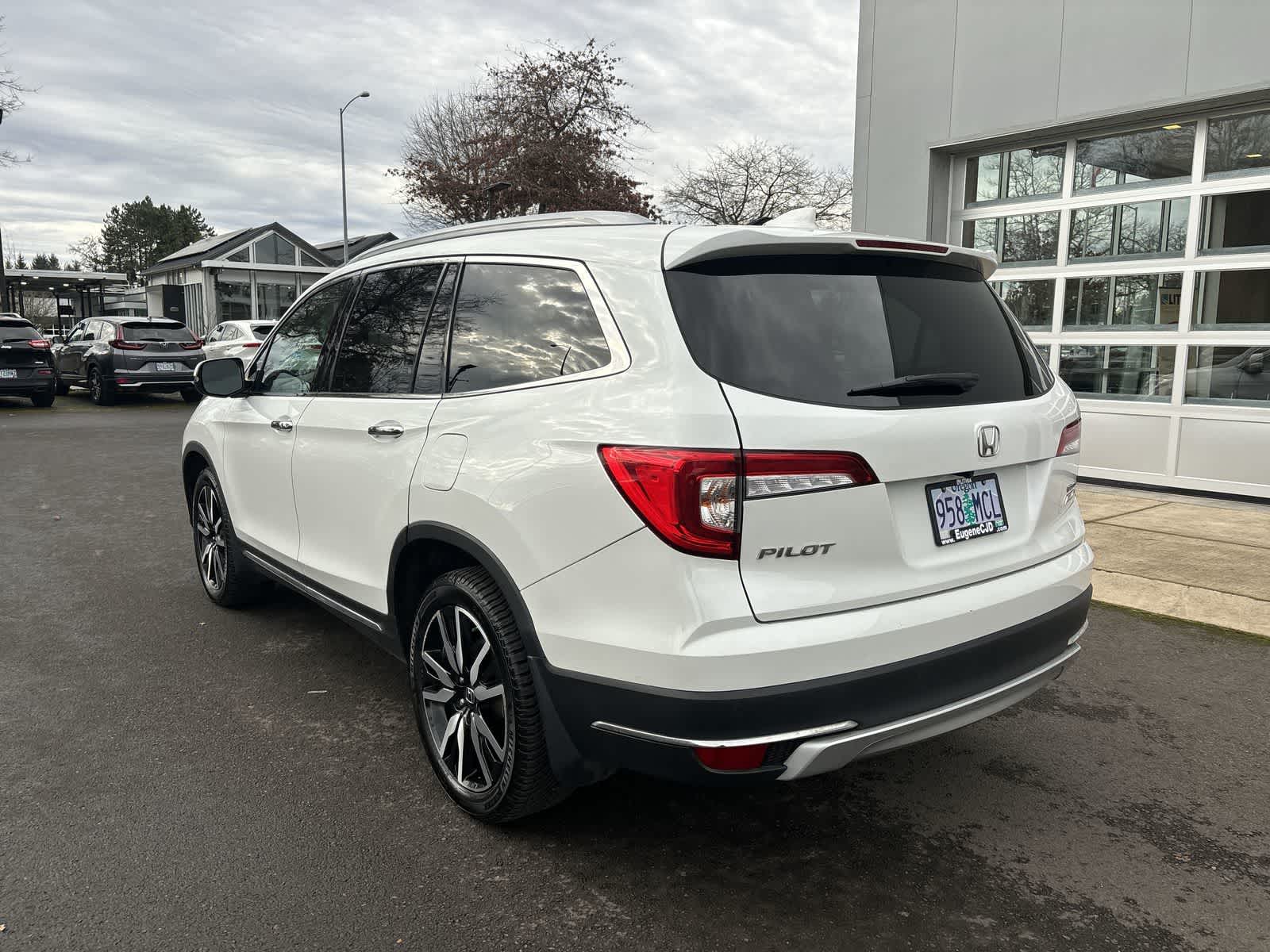 Thumbnail: 2020 Honda Pilot - 3