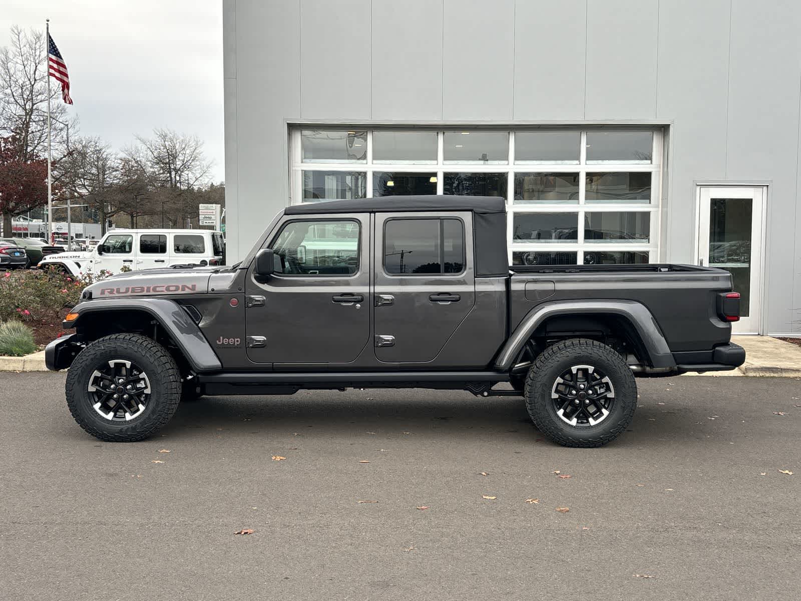 Thumbnail: 2026 Jeep Gladiator - 2