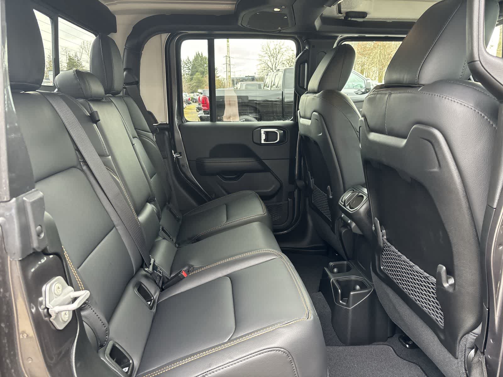 Thumbnail: 2026 Jeep Gladiator - 7