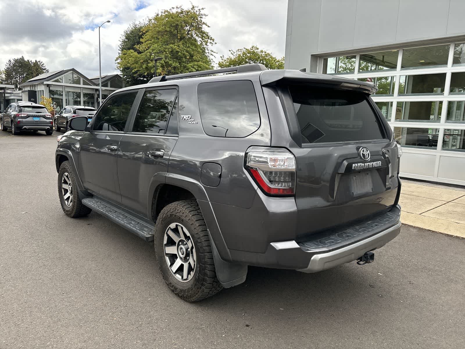2021 Toyota 4Runner TRD photo 2