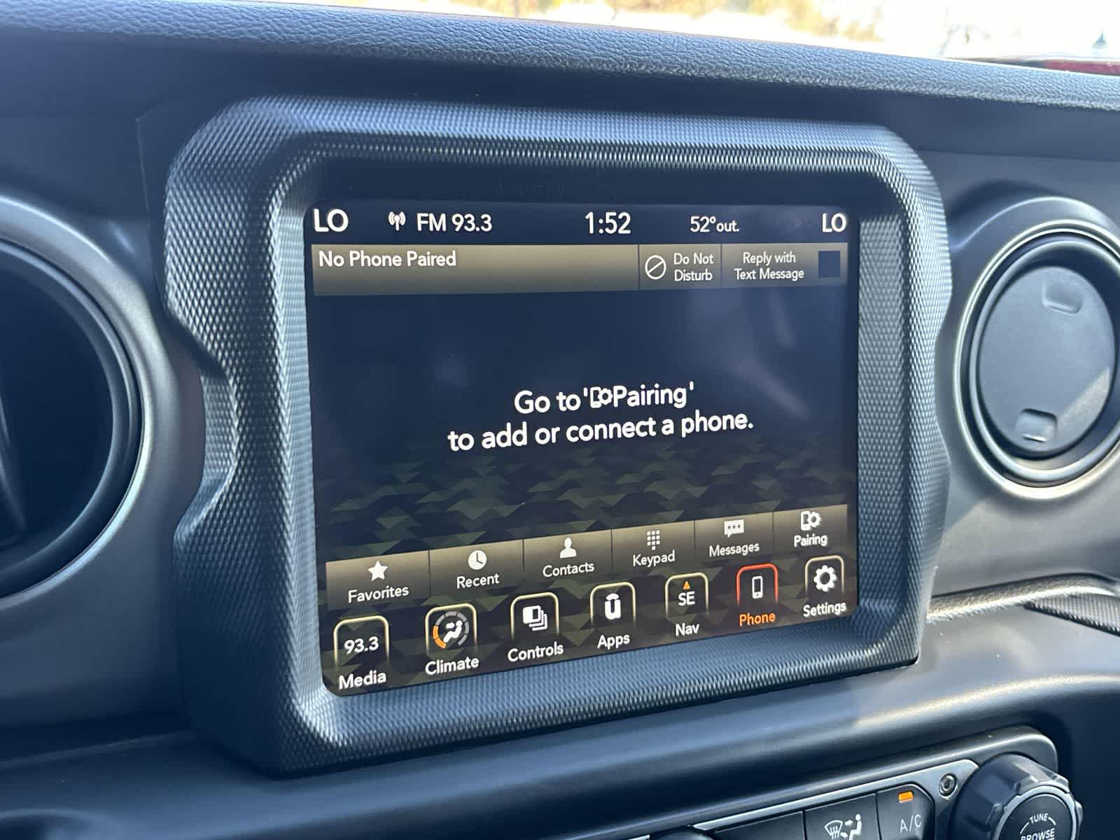 Thumbnail: 2021 Jeep Wrangler - 23