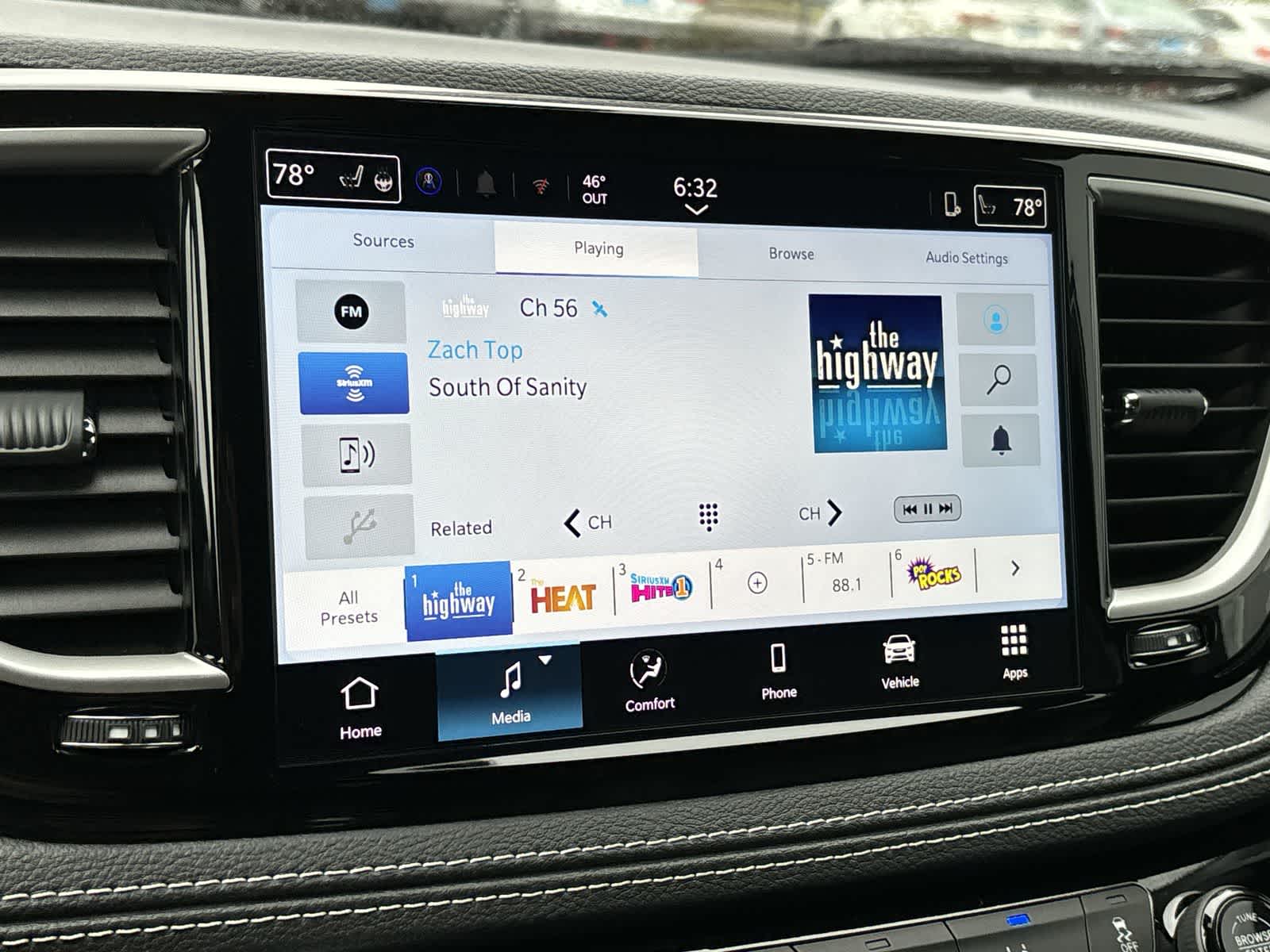 Thumbnail: 2026 Chrysler Pacifica - 15