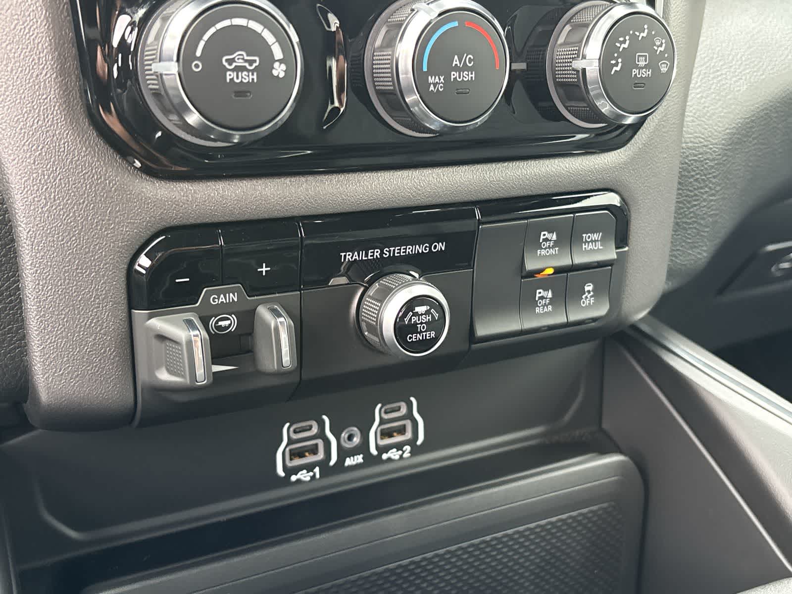 Thumbnail: 2026 RAM 1500 - 25