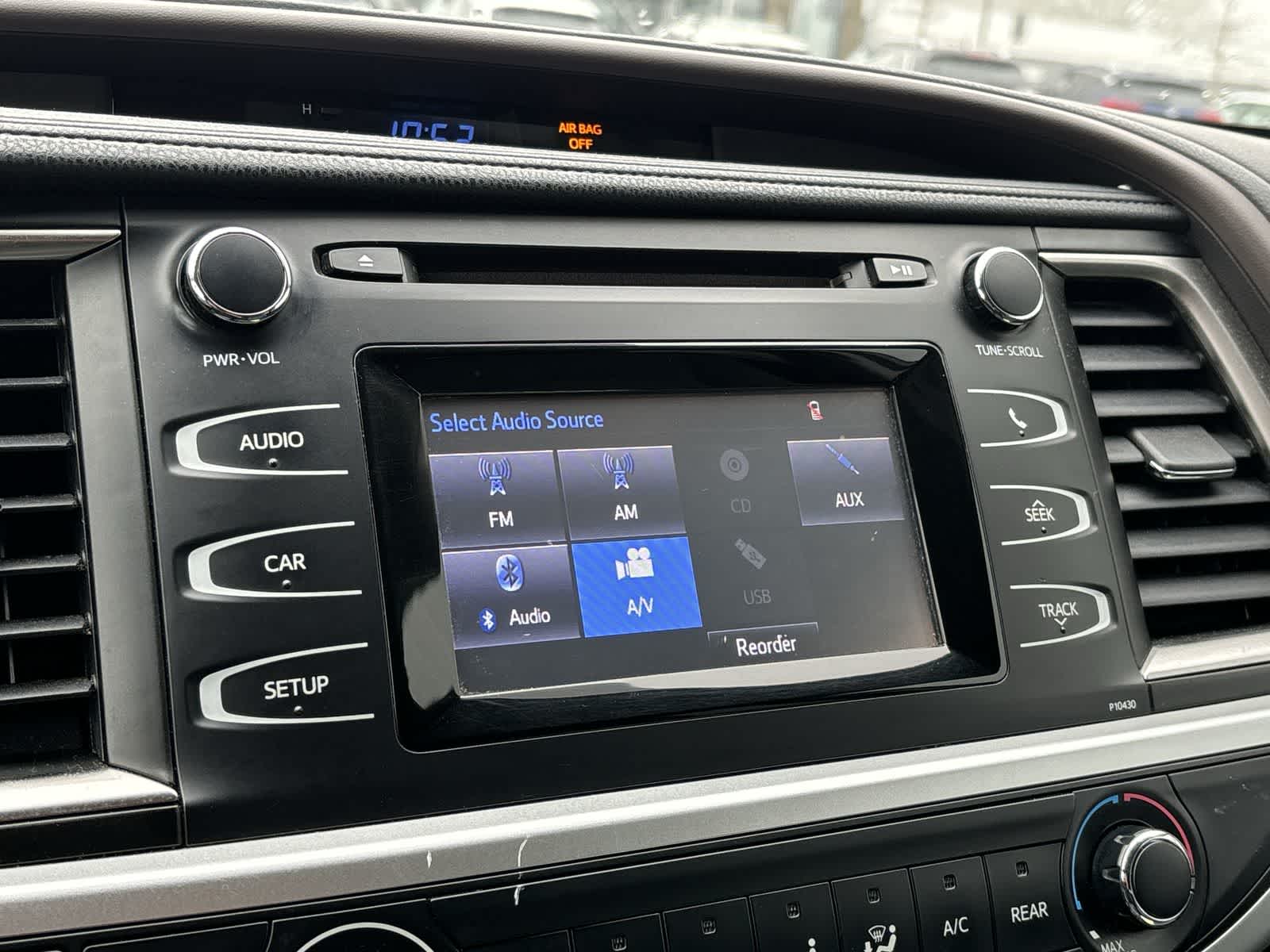 Thumbnail: 2014 Toyota Highlander - 13