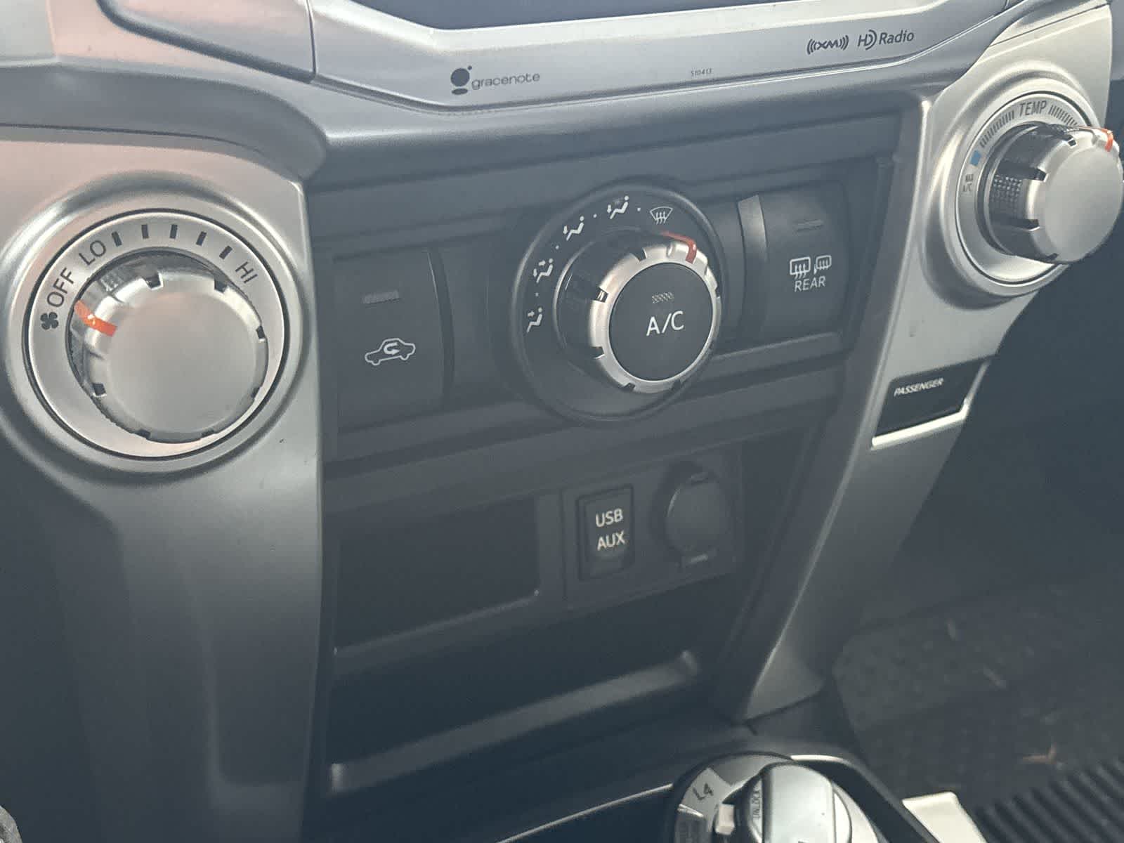 Thumbnail: 2019 Toyota 4Runner - 18