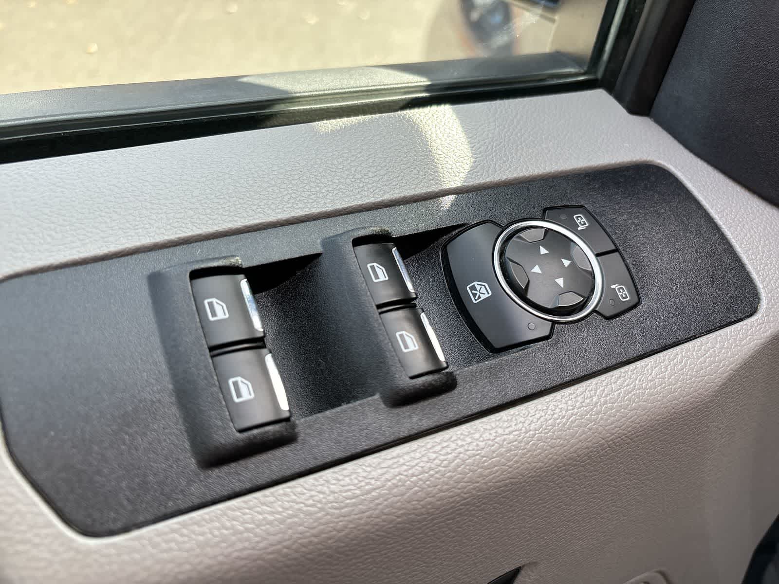 Thumbnail: 2022 Ford F-250 - 11