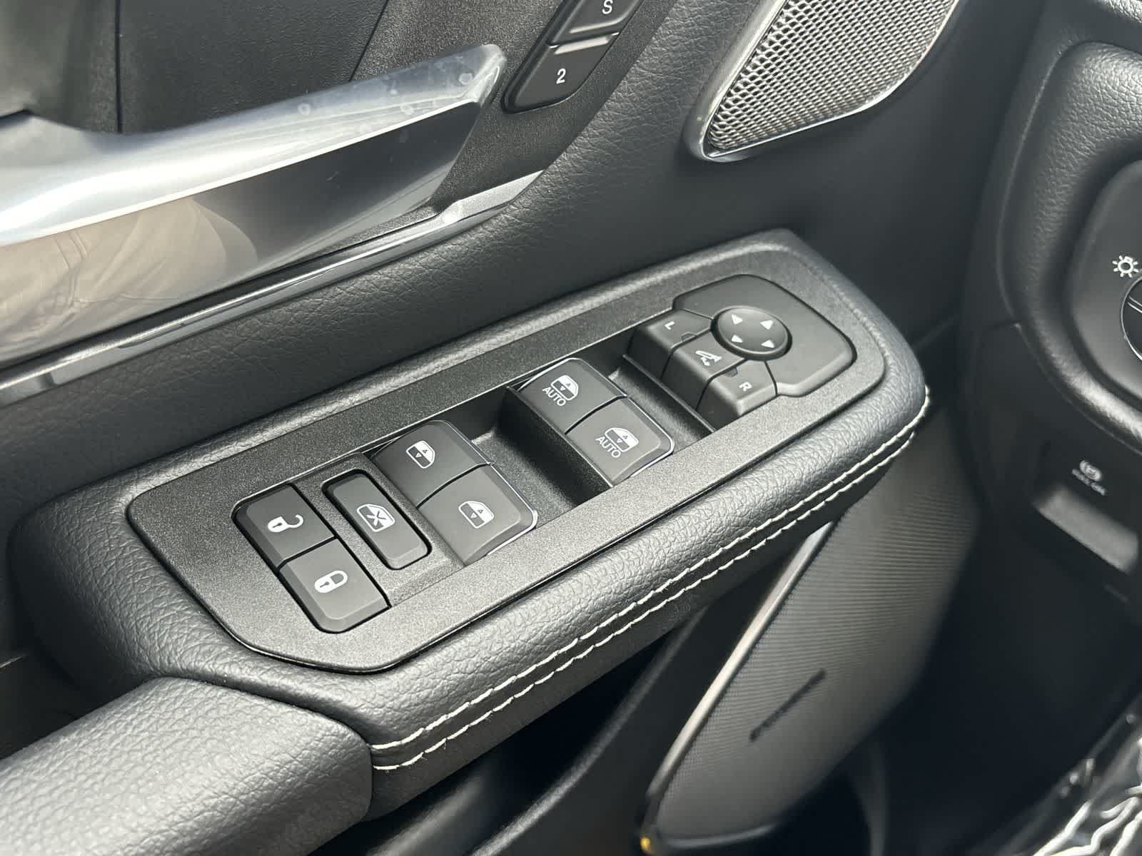 Thumbnail: 2026 RAM 1500 - 30