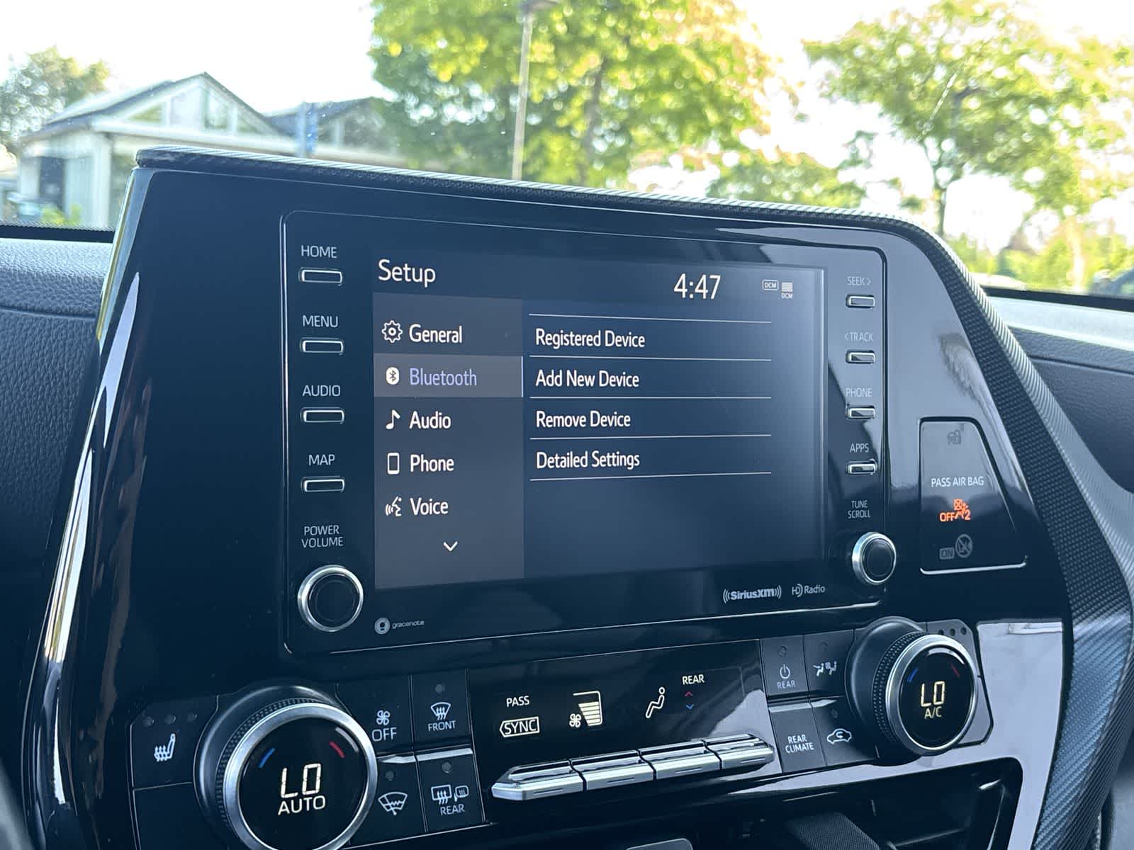 Thumbnail: 2021 Toyota Highlander - 18