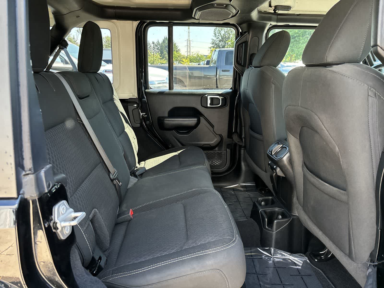 Thumbnail: 2021 Jeep Wrangler - 5