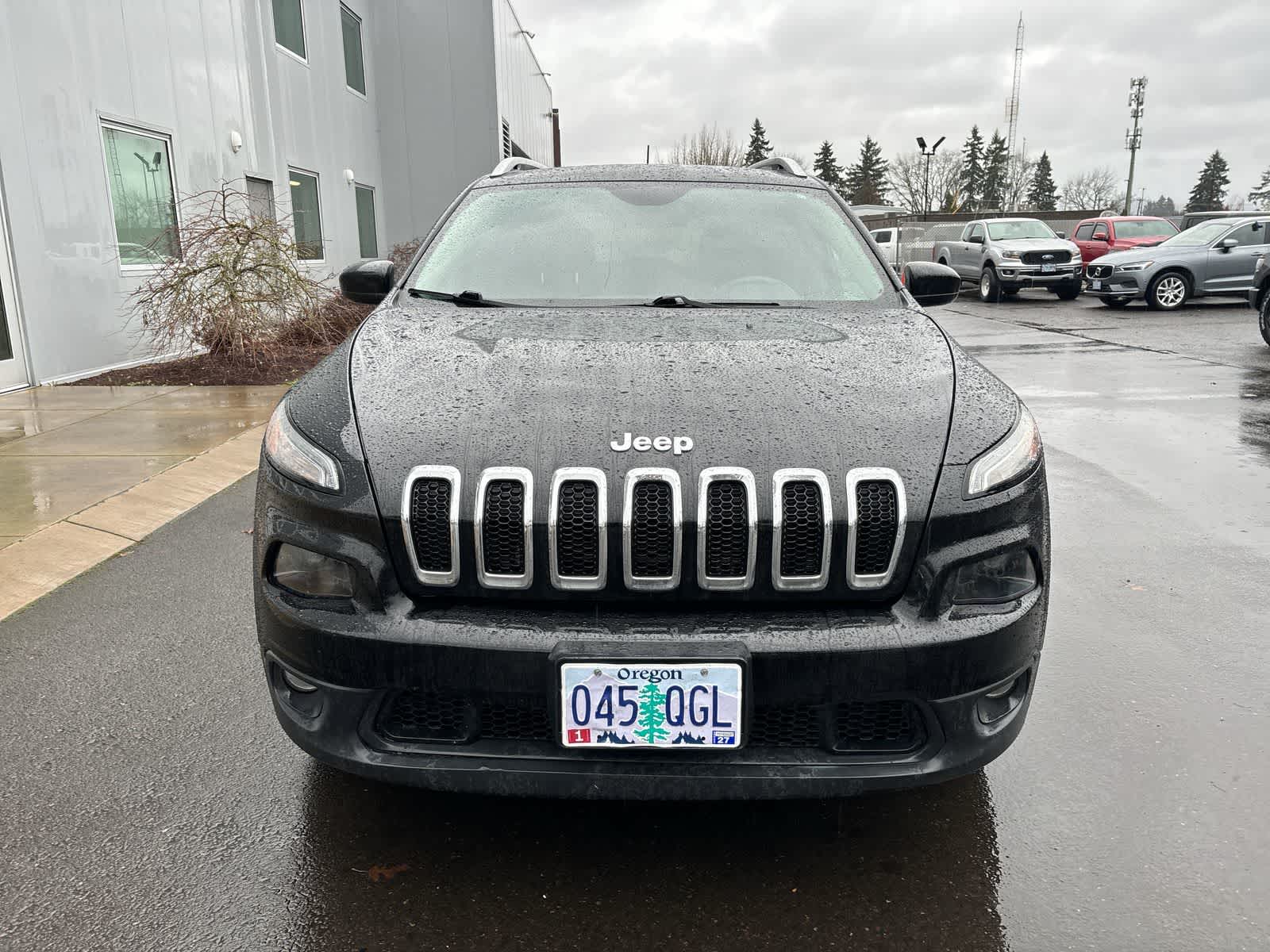 Thumbnail: 2018 Jeep Cherokee - 7