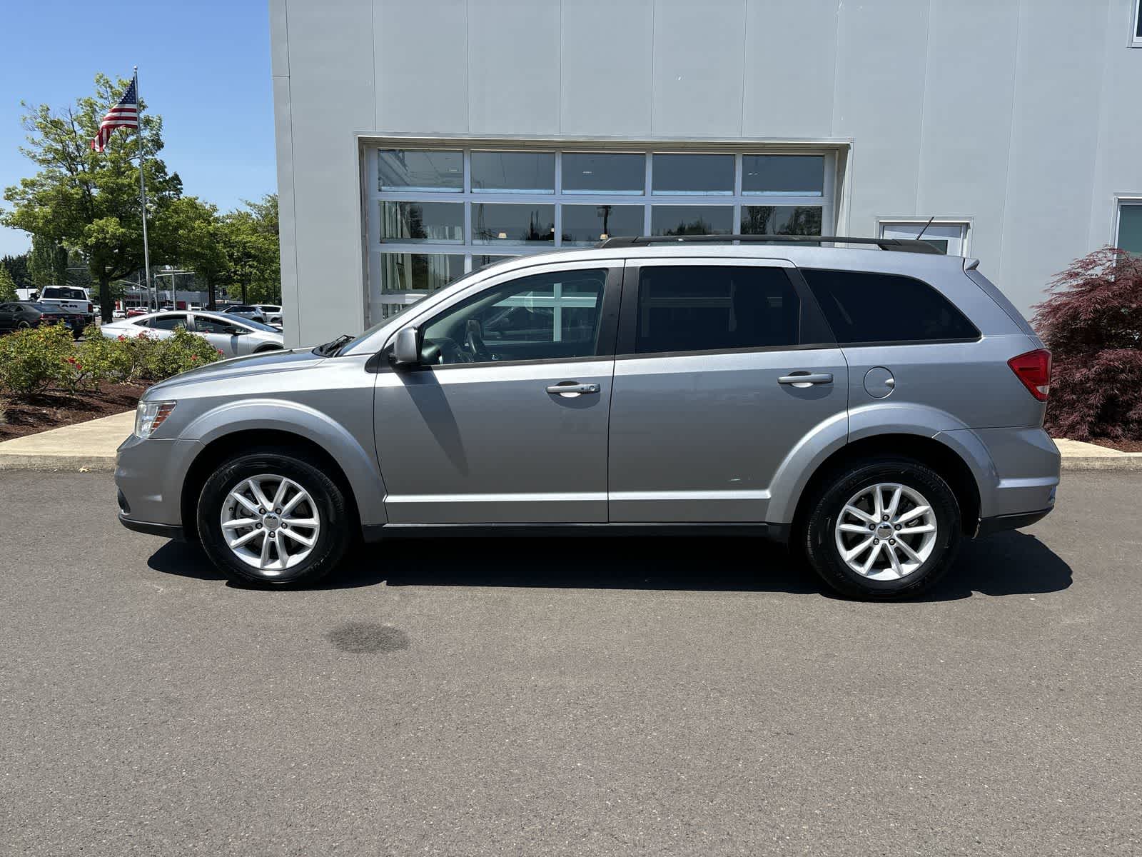 Thumbnail: 2017 Dodge Journey - 2