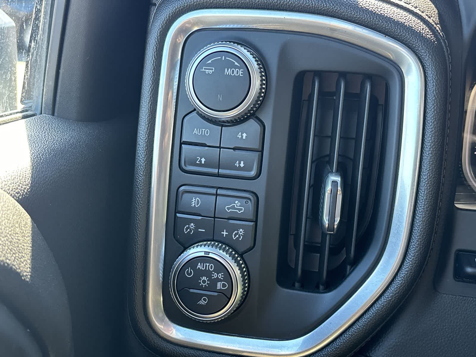 Thumbnail: 2020 GMC Sierra 3500 - 12