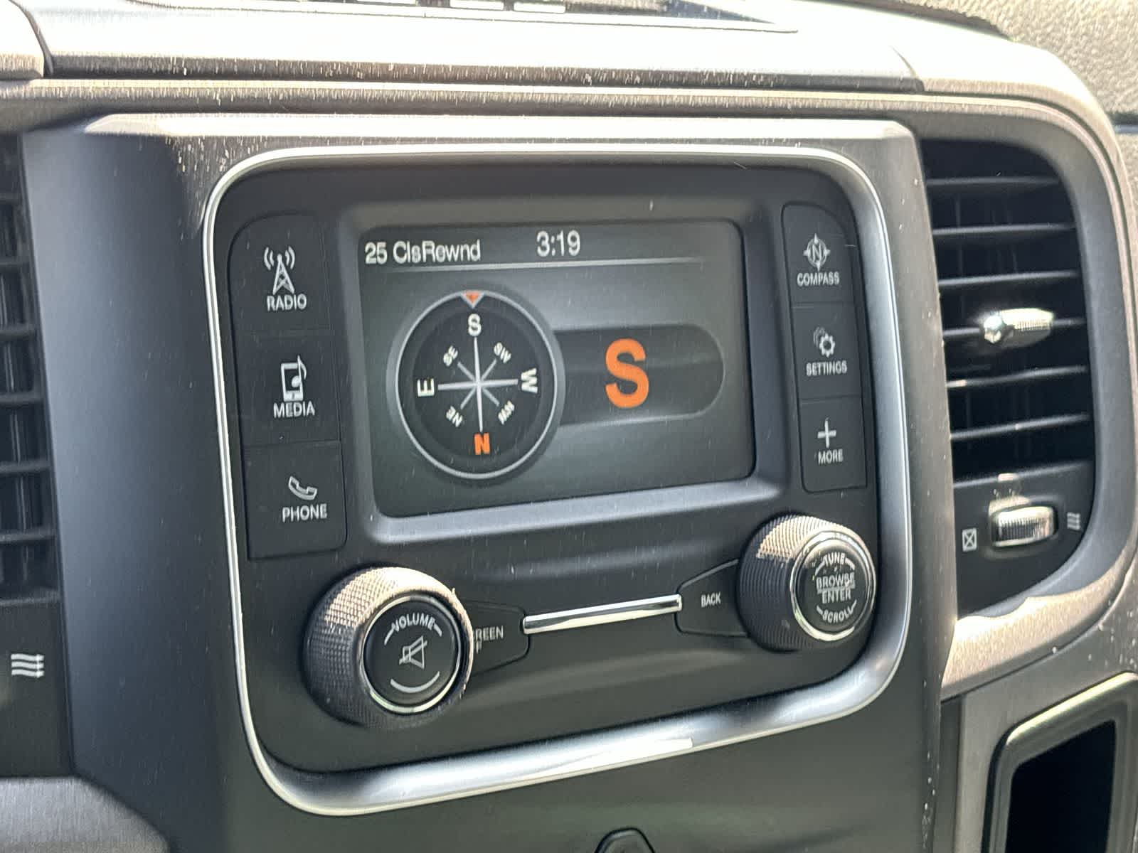 2017 RAM 1500 Tradesman 14