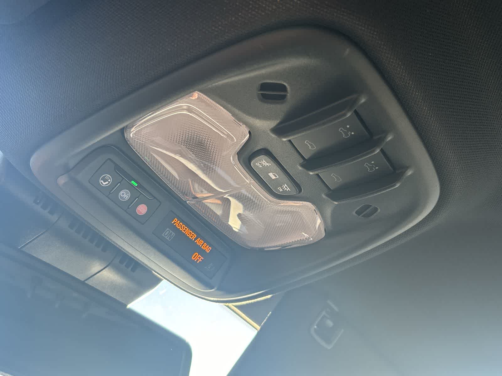 Thumbnail: 2024 GMC Canyon - 28