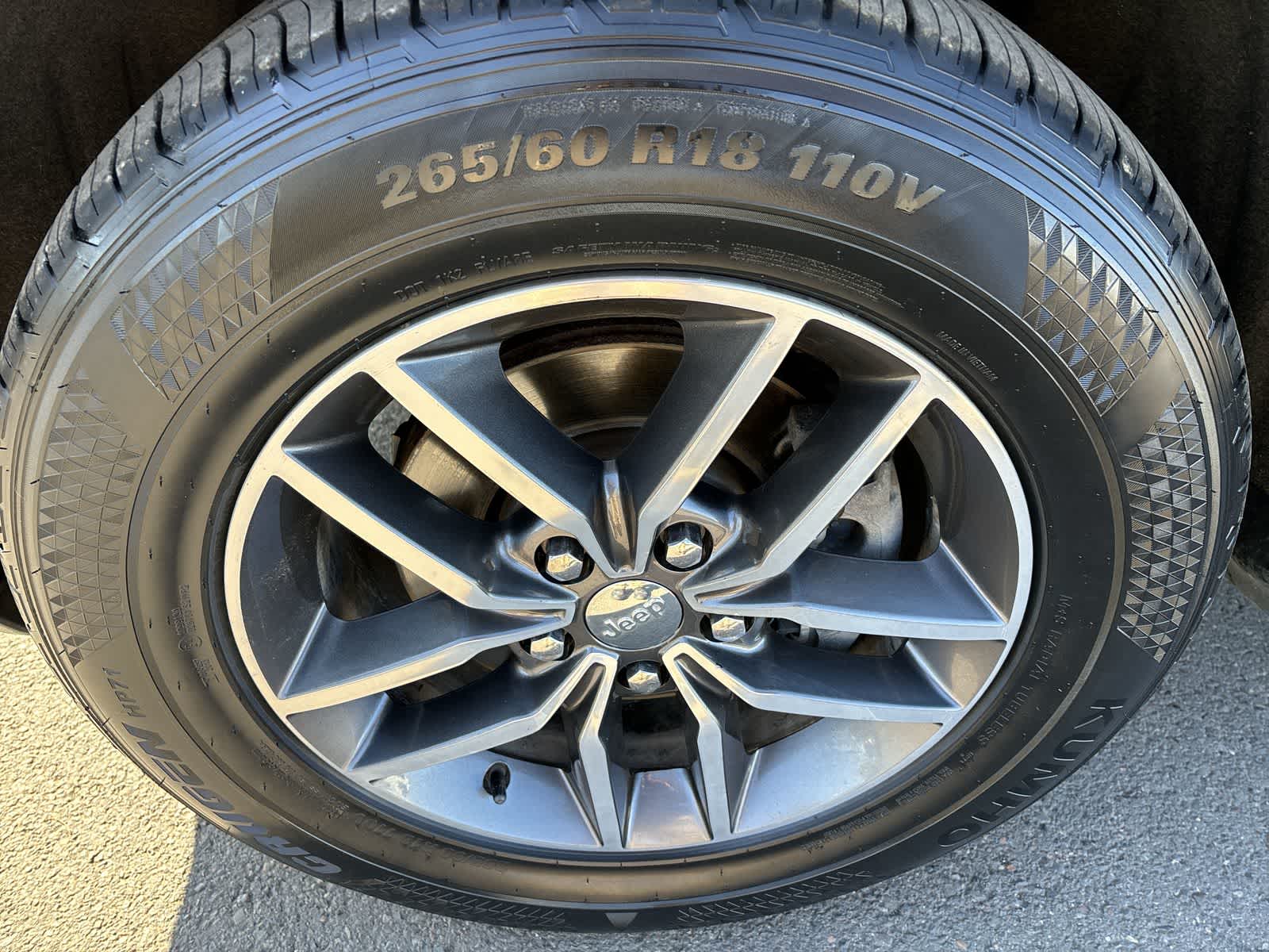 Thumbnail: 2018 Jeep Grand Cherokee - 4