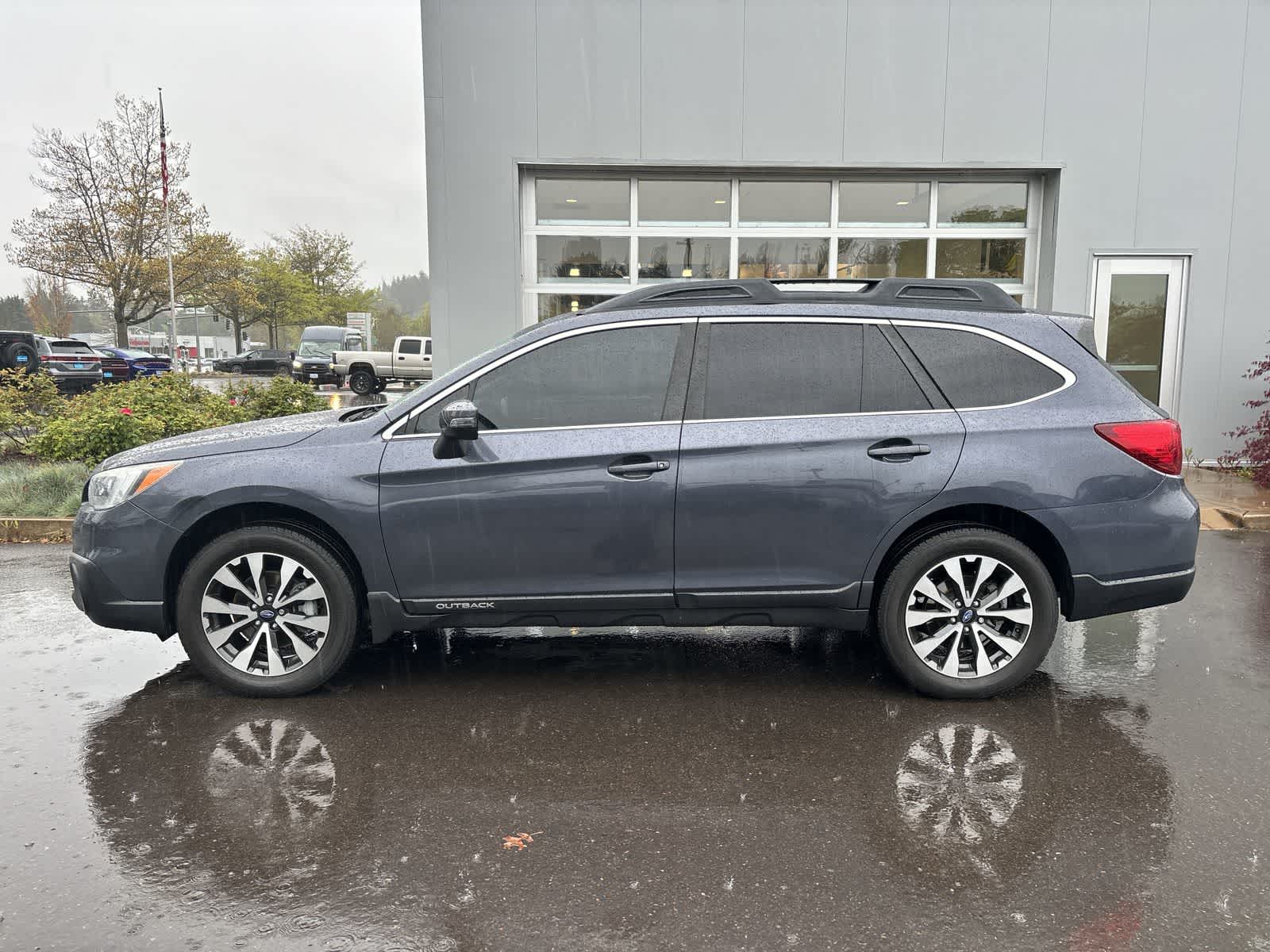 Thumbnail: 2017 Subaru Outback - 2