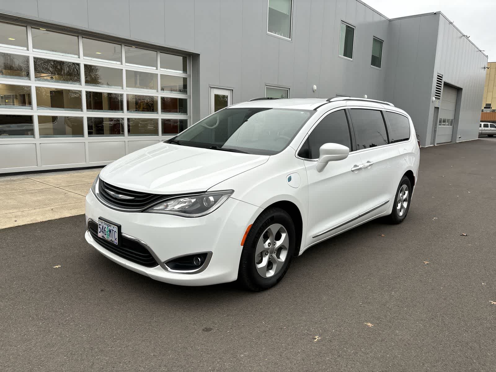 2018 Chrysler Pacifica Hybrid Touring L