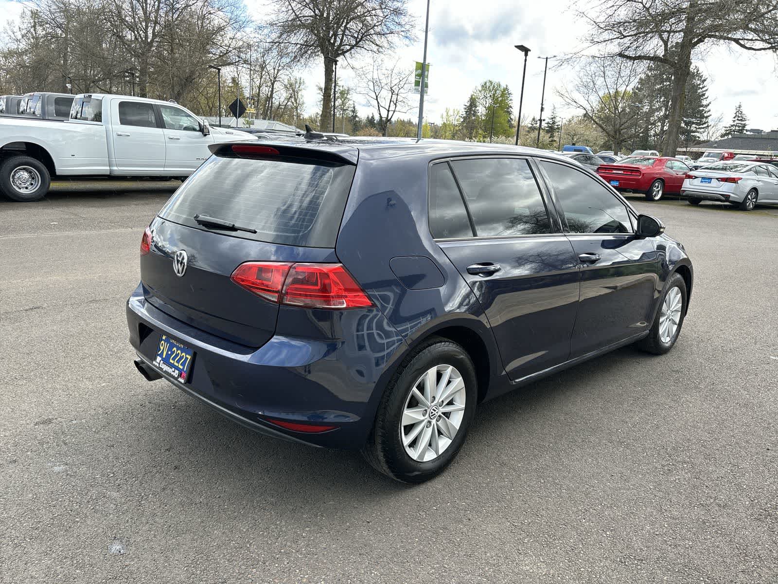 2015 Volkswagen Golf R 4