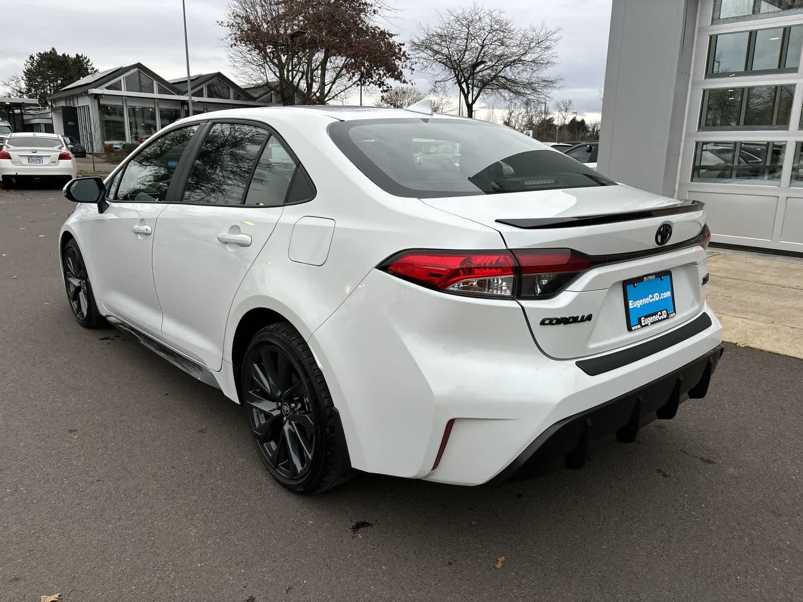 Thumbnail: 2024 Toyota Corolla - 3