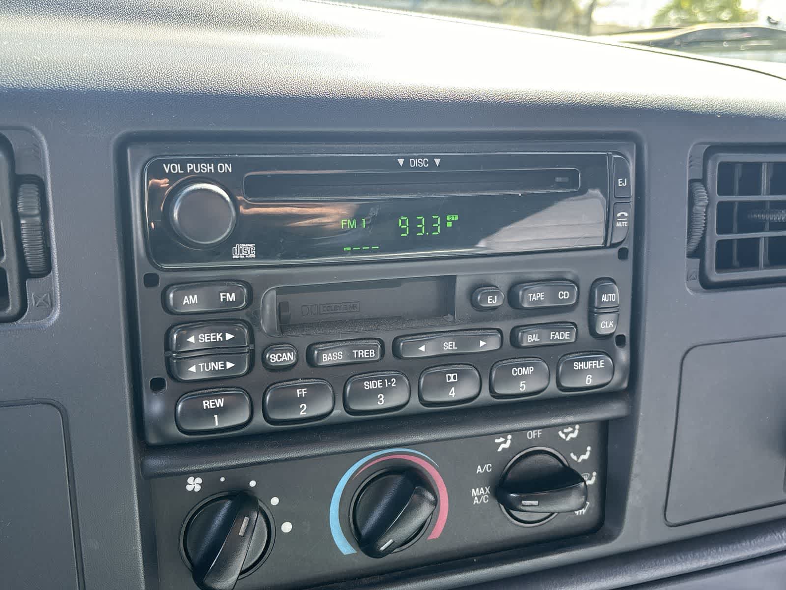 Thumbnail: 2001 Ford F-350 - 13