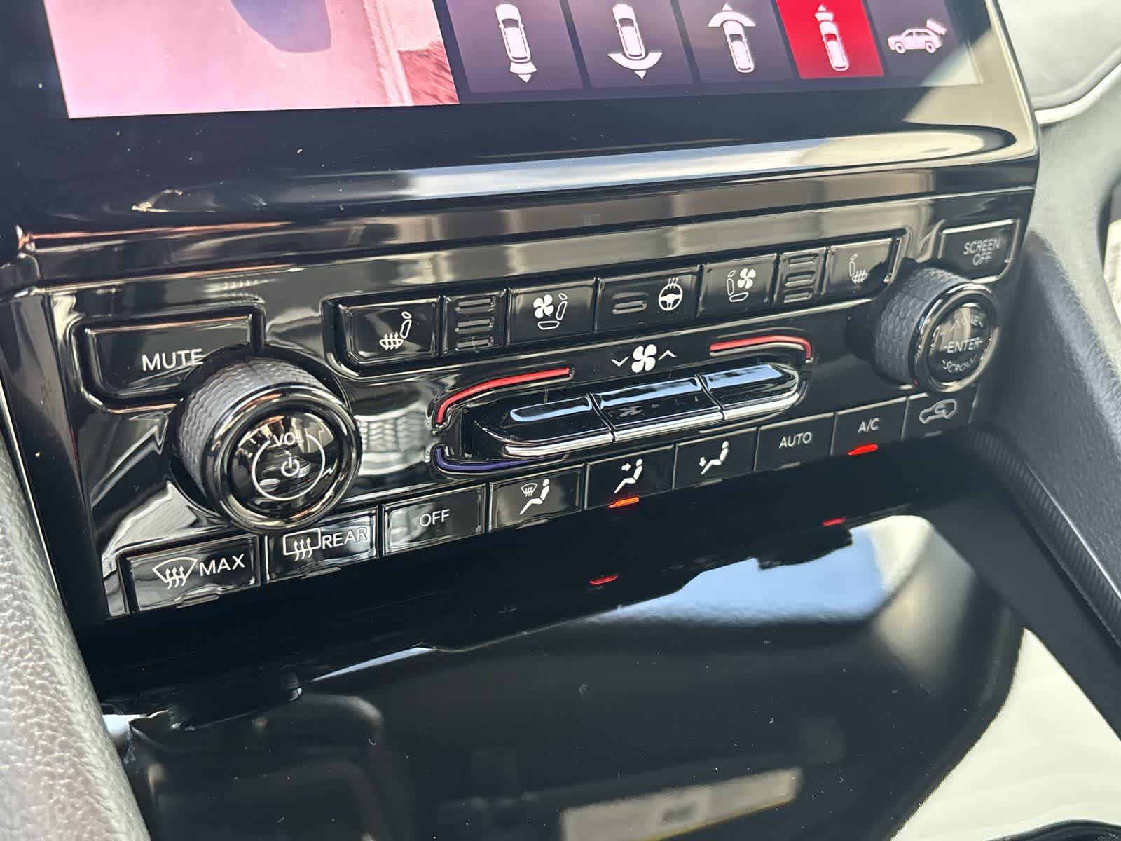 Thumbnail: 2025 Jeep Grand Cherokee - 26