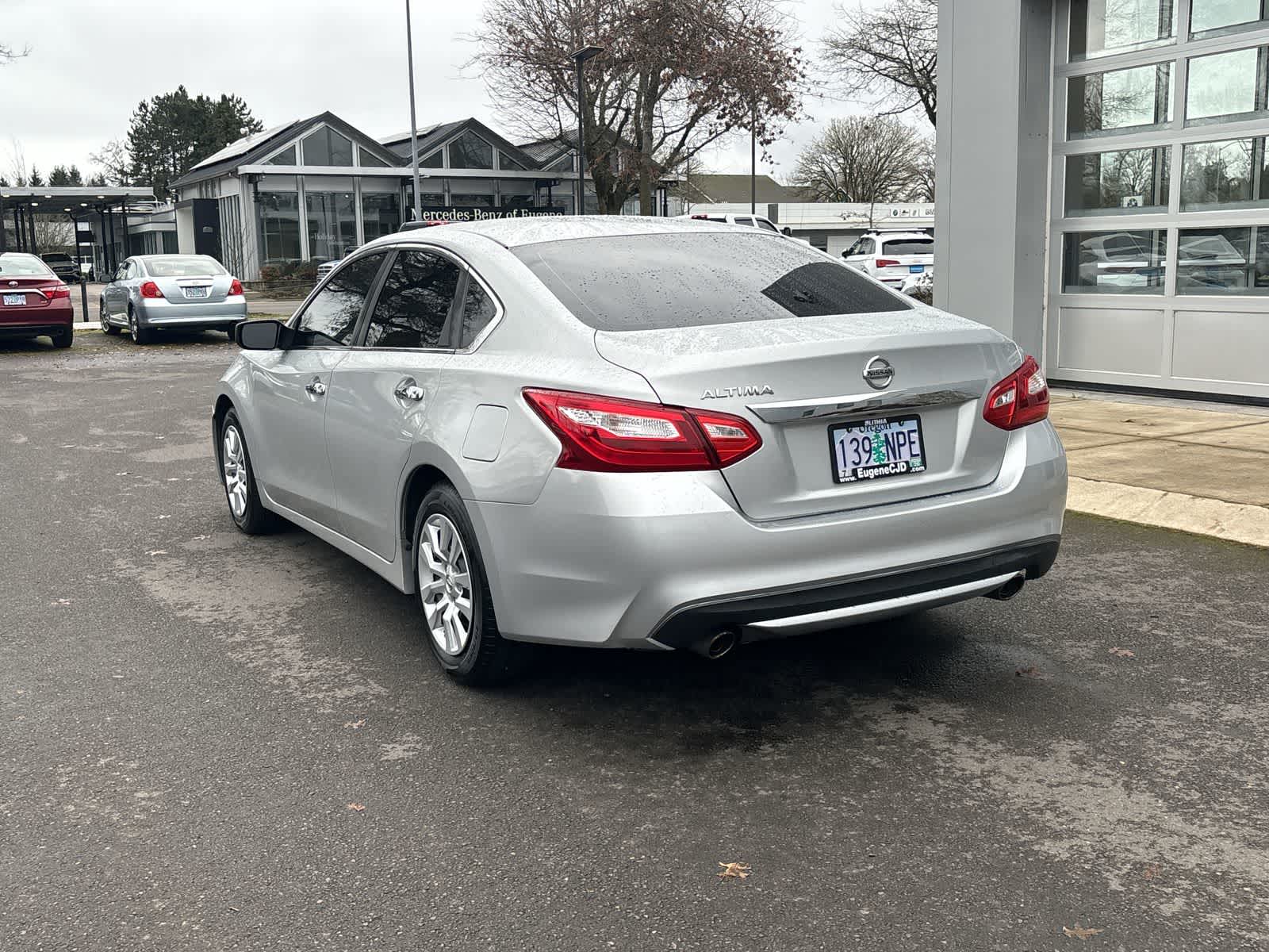 Thumbnail: 2016 Nissan Altima - 3