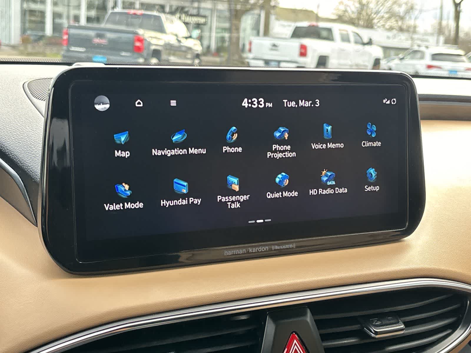 Thumbnail: 2023 Hyundai Santa Fe - 17