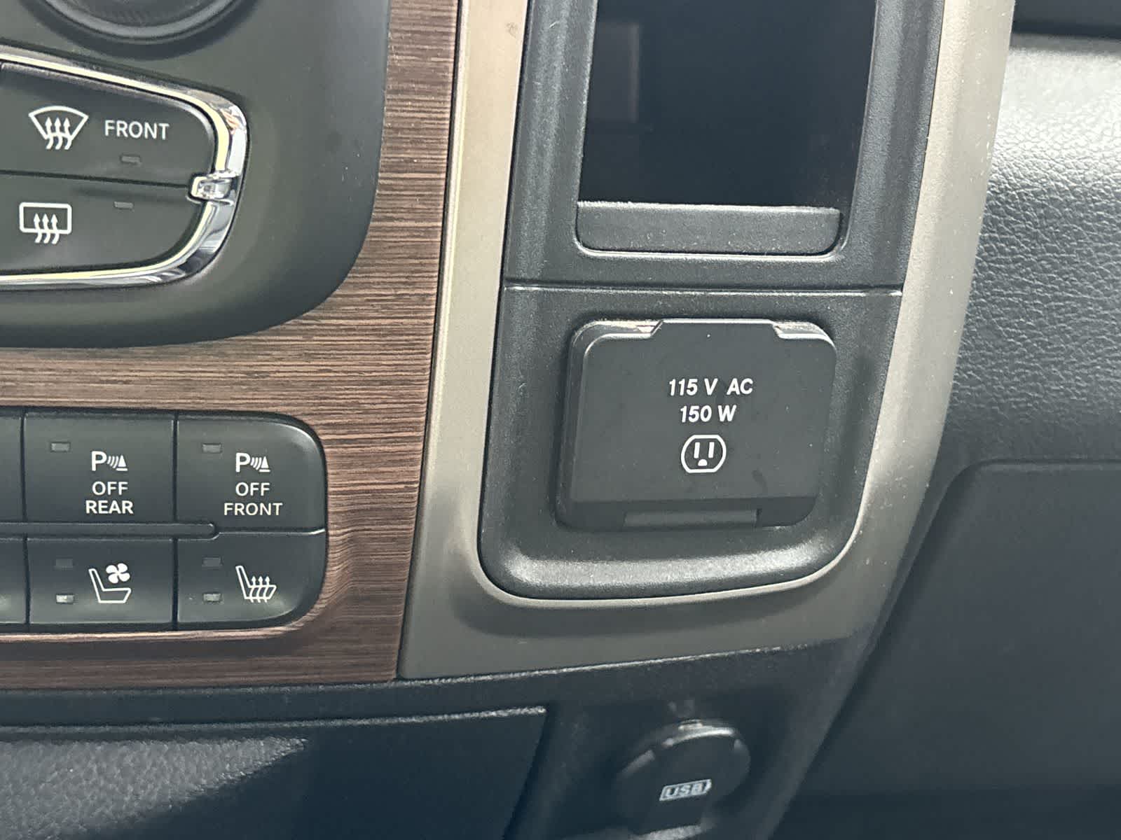 Thumbnail: 2014 RAM 1500 - 26