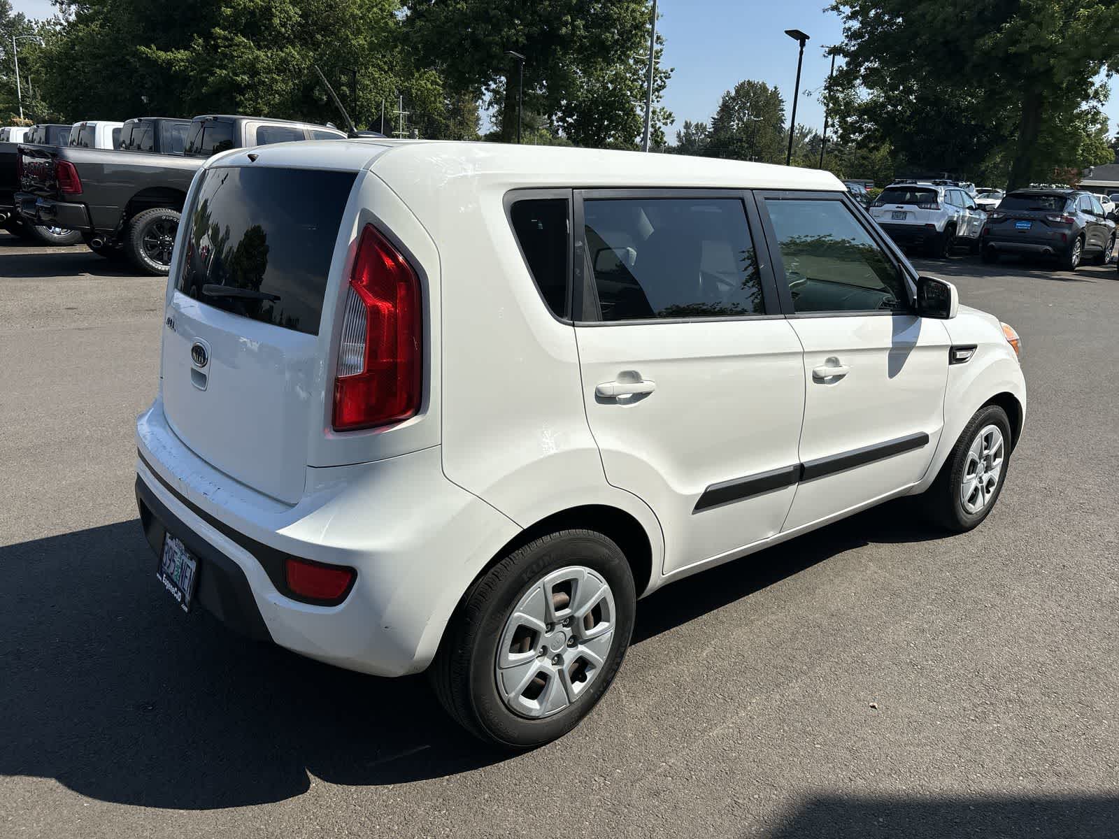 Thumbnail: 2012 Kia Soul - 4