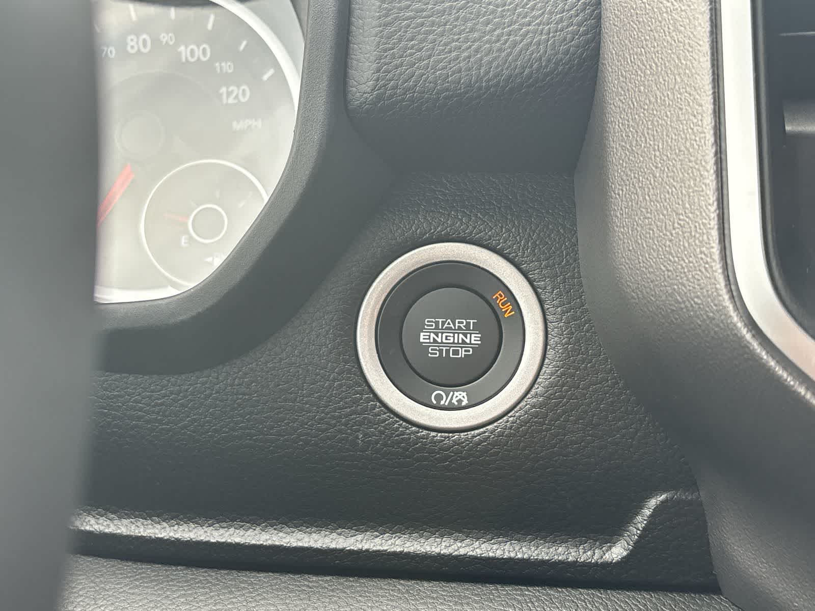 Thumbnail: 2026 RAM 1500 - 18