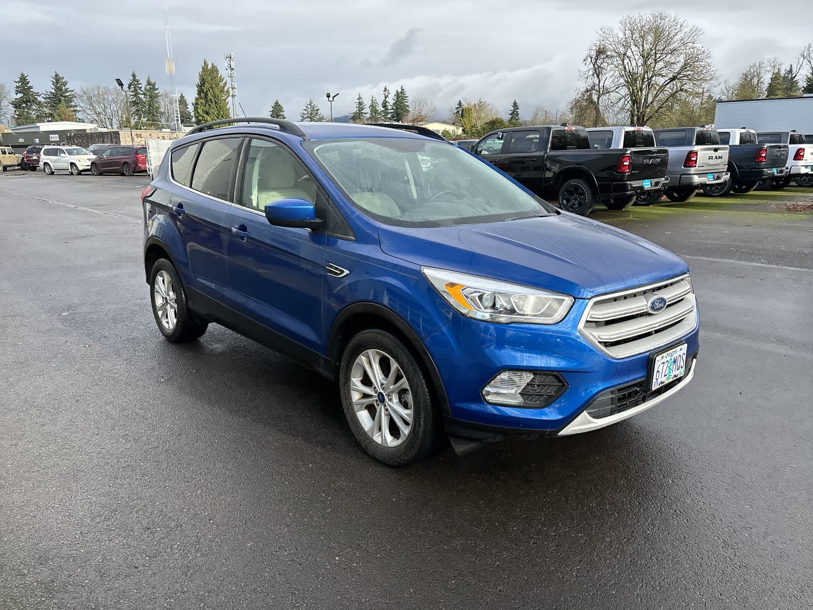 Thumbnail: 2019 Ford Escape - 6