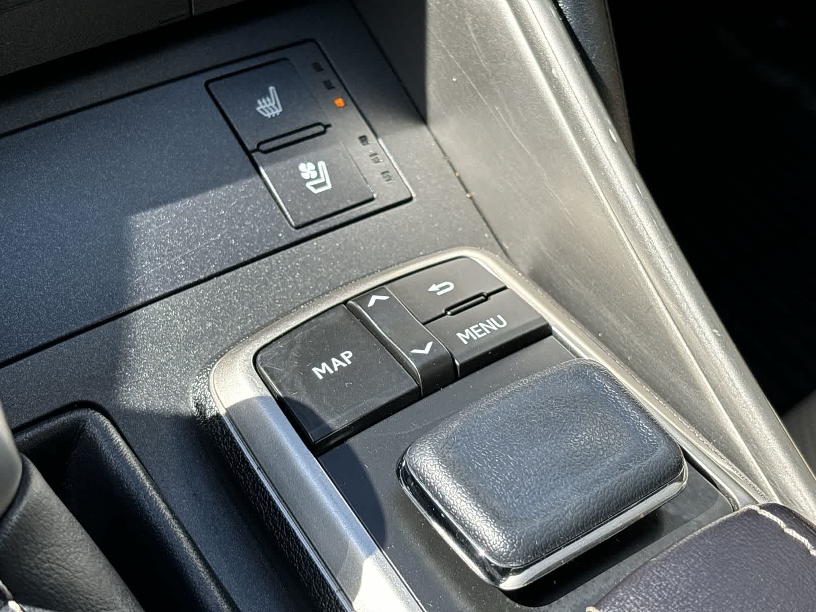 Thumbnail: 2017 Lexus IS - 24